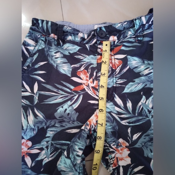 Old Navy Boys Swim Trunks Board Shorts swimsuit floral waves‎  size12 cotton - Picture 3 of 16